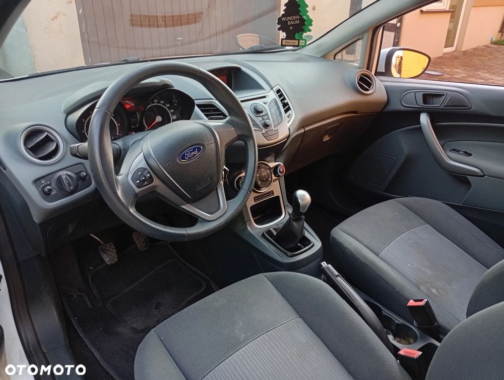 Ford Fiesta 1.25 Trend - 6