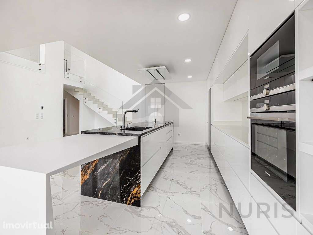 Apartamento T4 - Duplex para Venda no Montijo - Grande imagem: 2/27