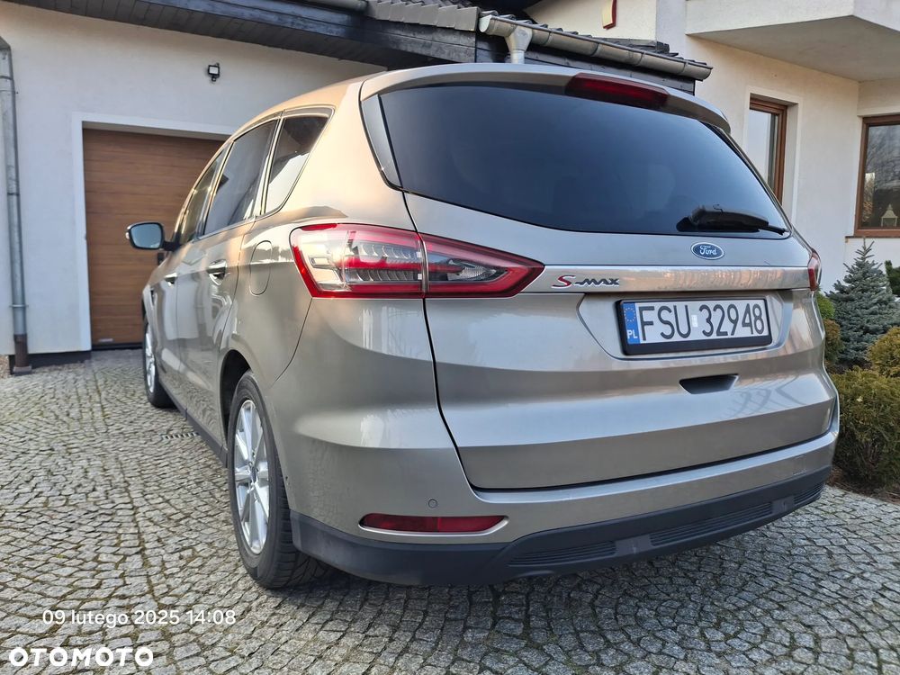 Ford S-Max - 25