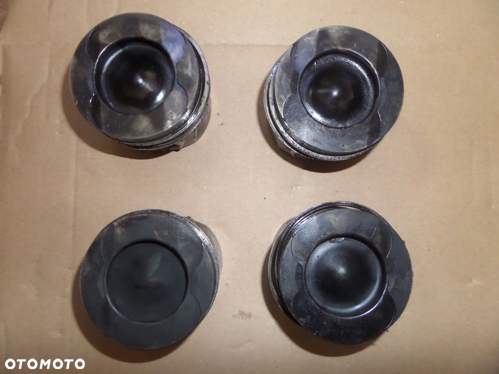 11529 Tłok Sprinter 906 2.2 cdi 651 - 1