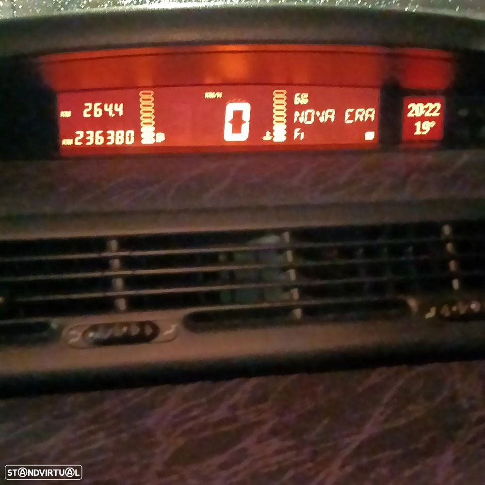 Renault Grand Espace RT 2.2 dT - 17