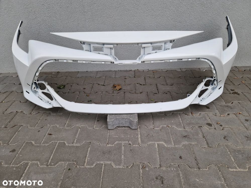 Zderzak Toyota Corolla XII E21 E210 lift 2023 - bez dziur - 1