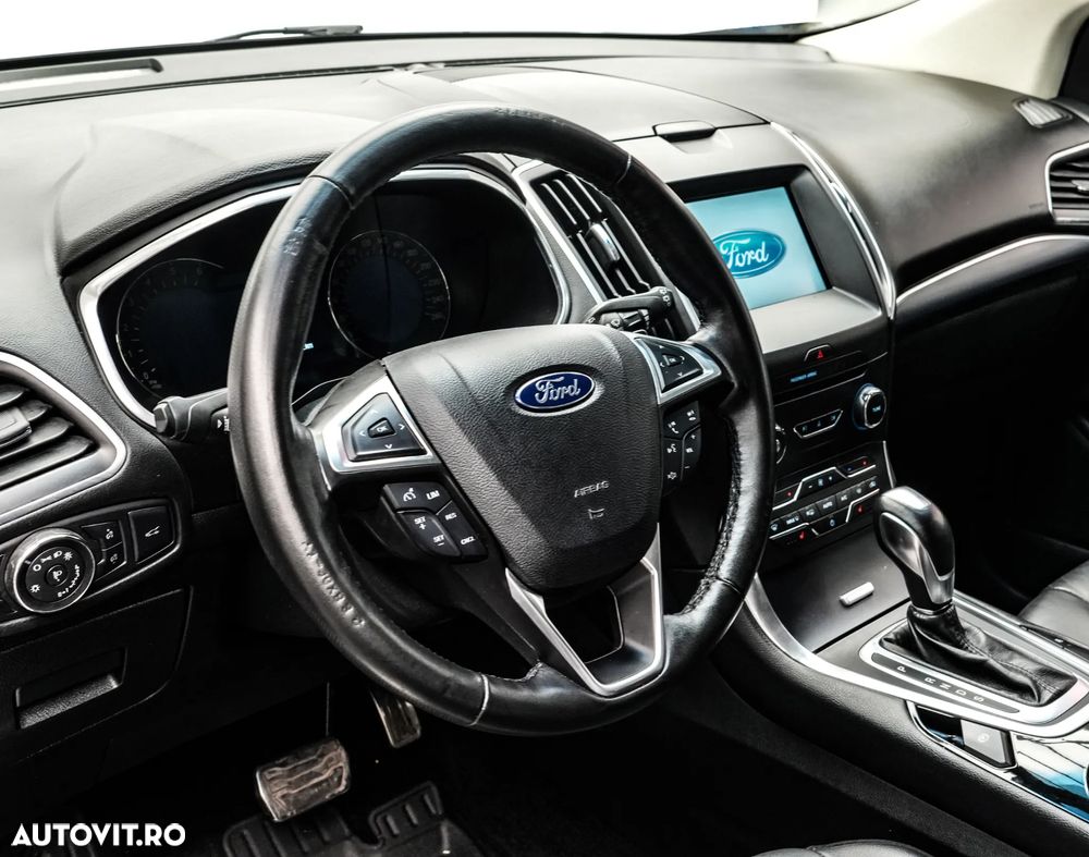 Ford Edge 2.0 TDCi Powershift Titanium - 14