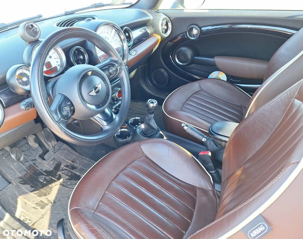 MINI Cooper Standard - 6