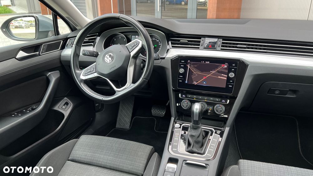 Volkswagen Passat 2.0 TDI EVO Business DSG - 11