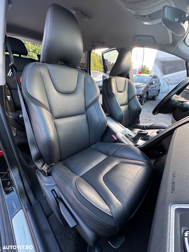 Volvo XC 60 D5 AWD Geartronic Linje Inscription - 28