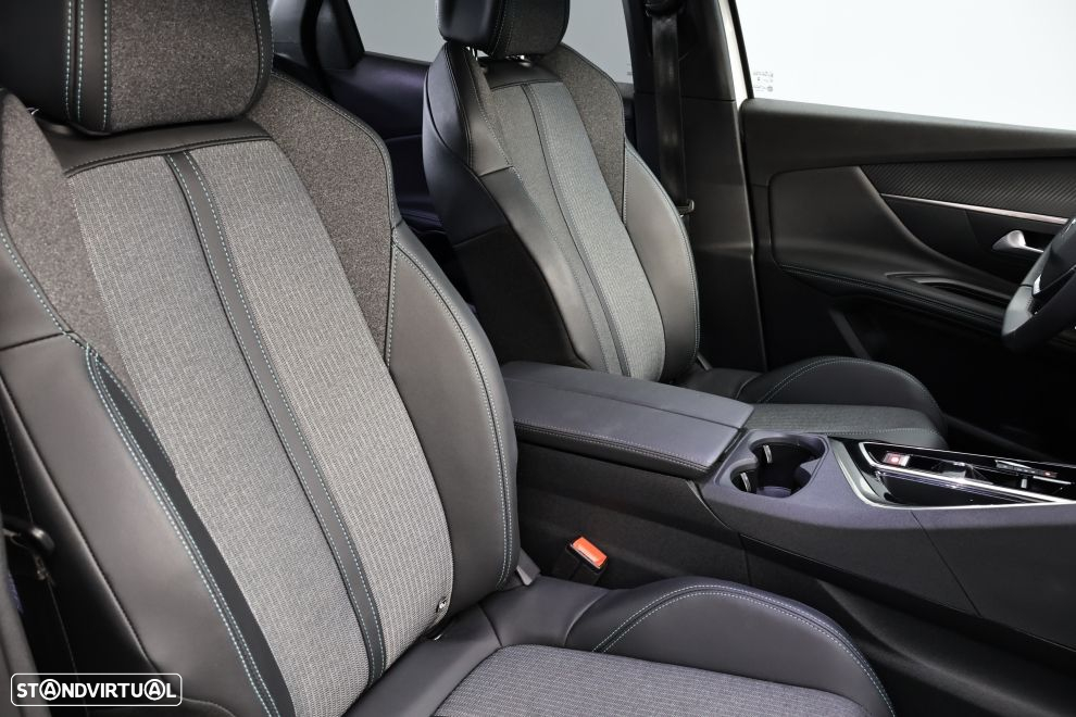 Peugeot 3008 1.2 Hybrid Allure Pack e-DCS6 - 22