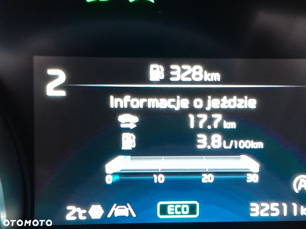 Kia Ceed 1.6 CRDi (48V Mild-Hybrid) Vision - 13