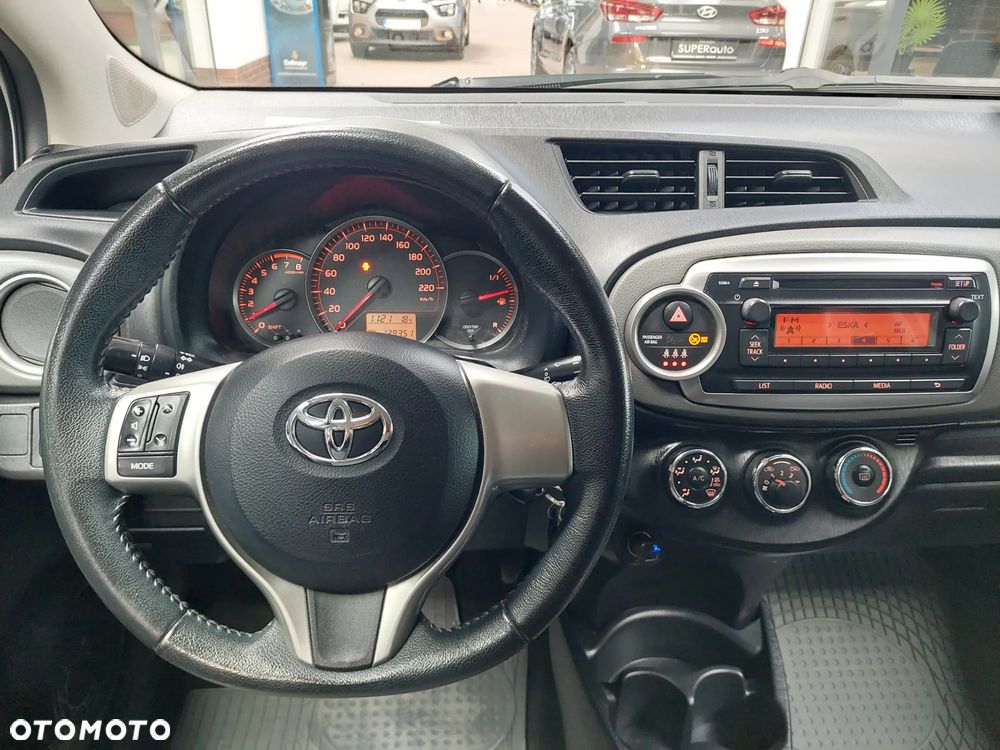 Toyota Yaris - 28
