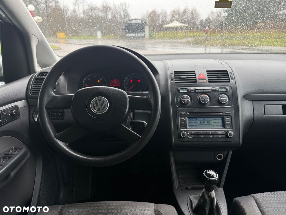 Volkswagen Touran 2.0 TDI Trendline - 26