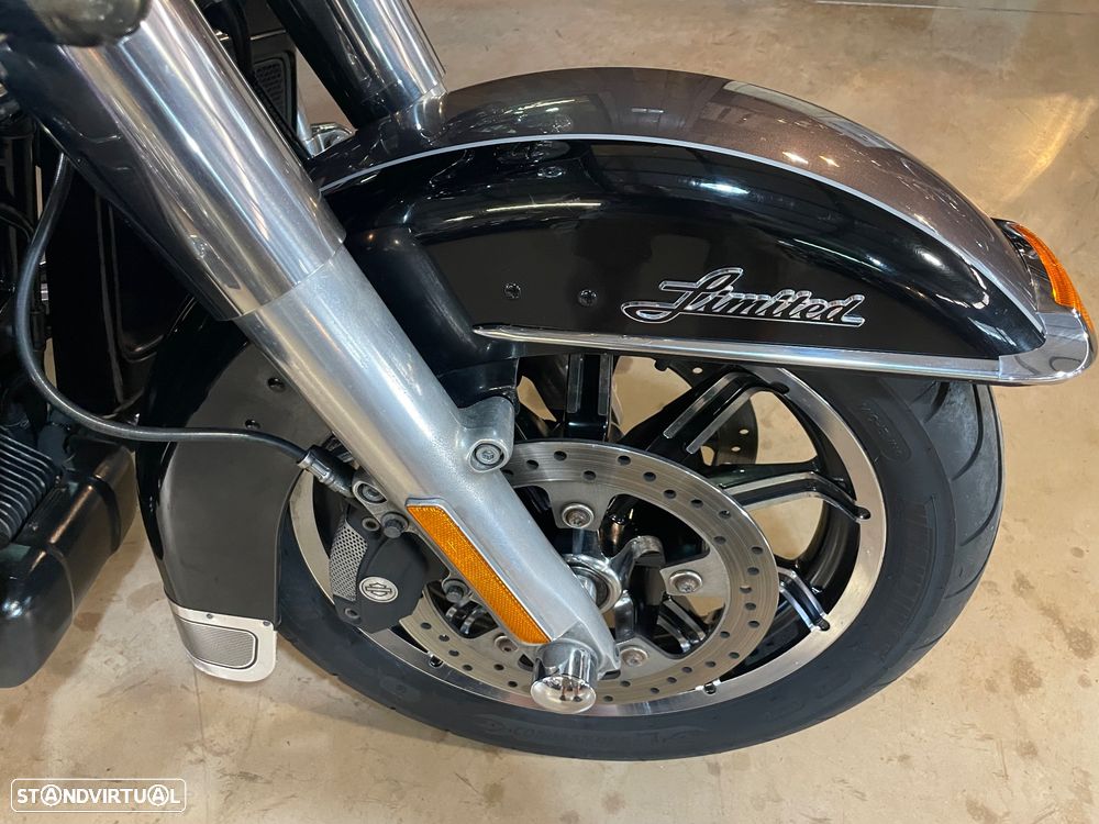 Harley-Davidson FLHT Ultra Limited - 14
