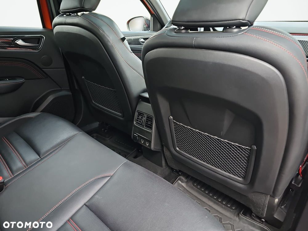 Renault Arkana 1.6 E-TECH R.S Line MMT - 12