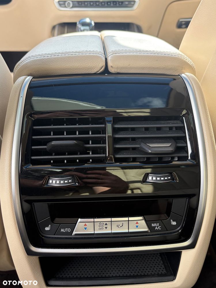 BMW X7 xDrive40i sport - 35
