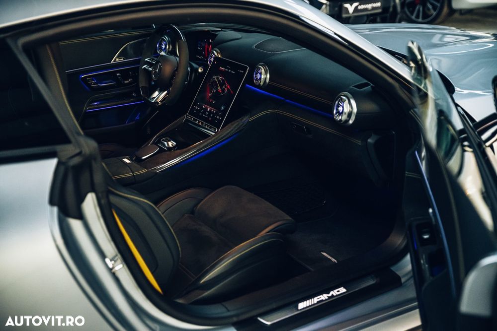 Mercedes-Benz AMG GT - 17