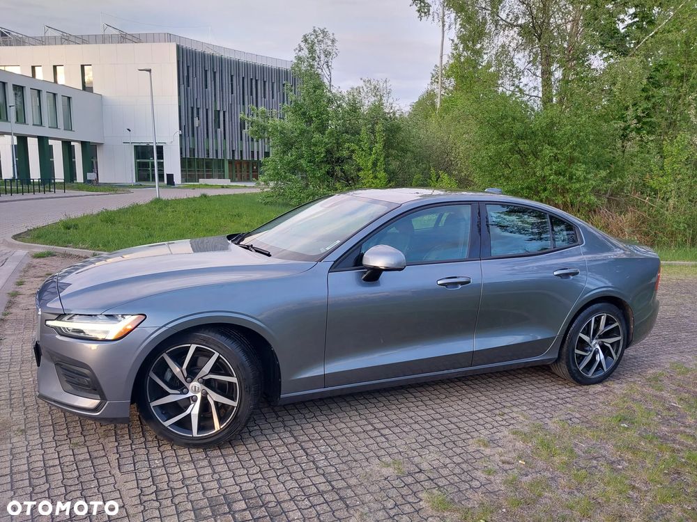 Volvo S60 T5 Momentum Pro - 3