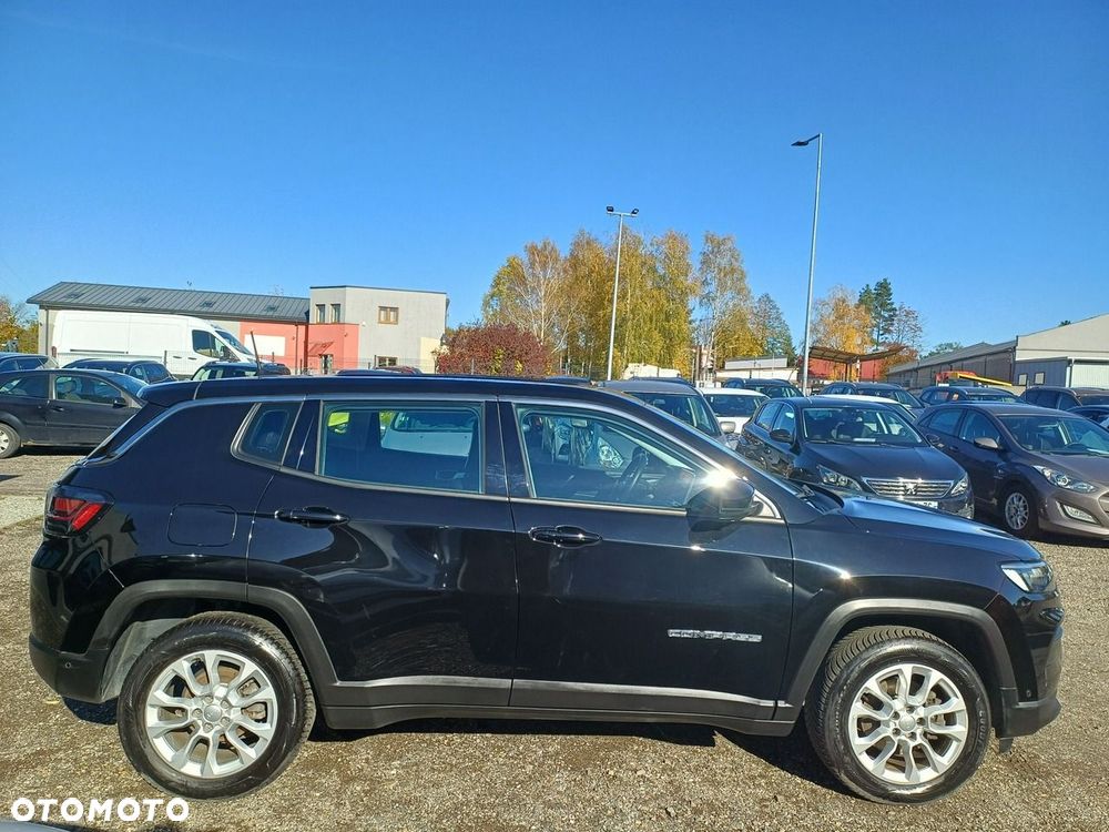 Jeep Compass - 8