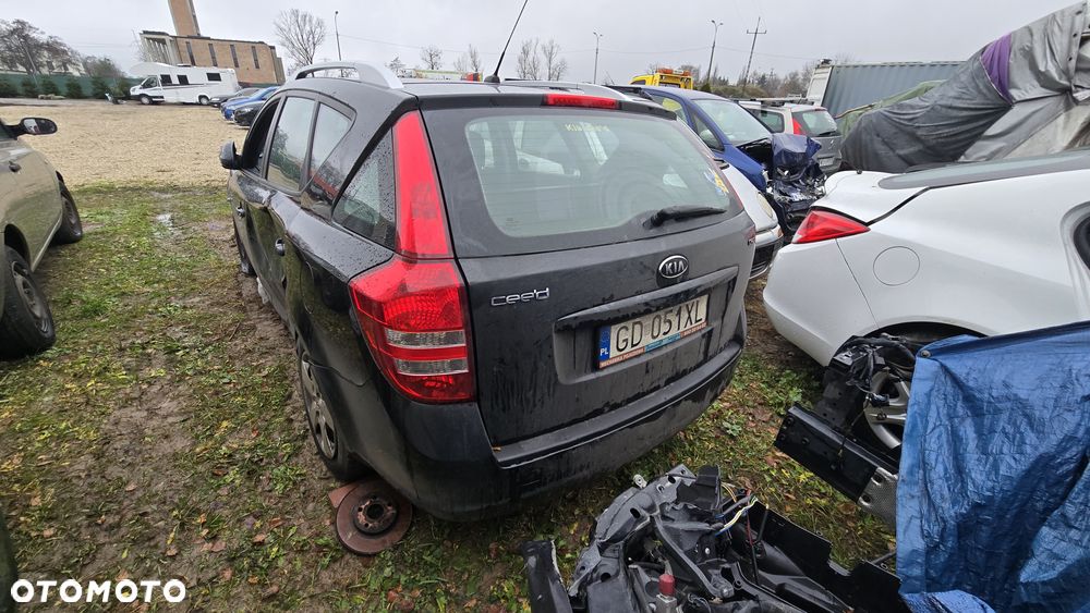 Kia Ceed 1.6 Crdi Comfort - 4