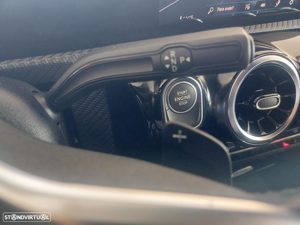Mercedes-Benz A 250 e Style Plus - 22