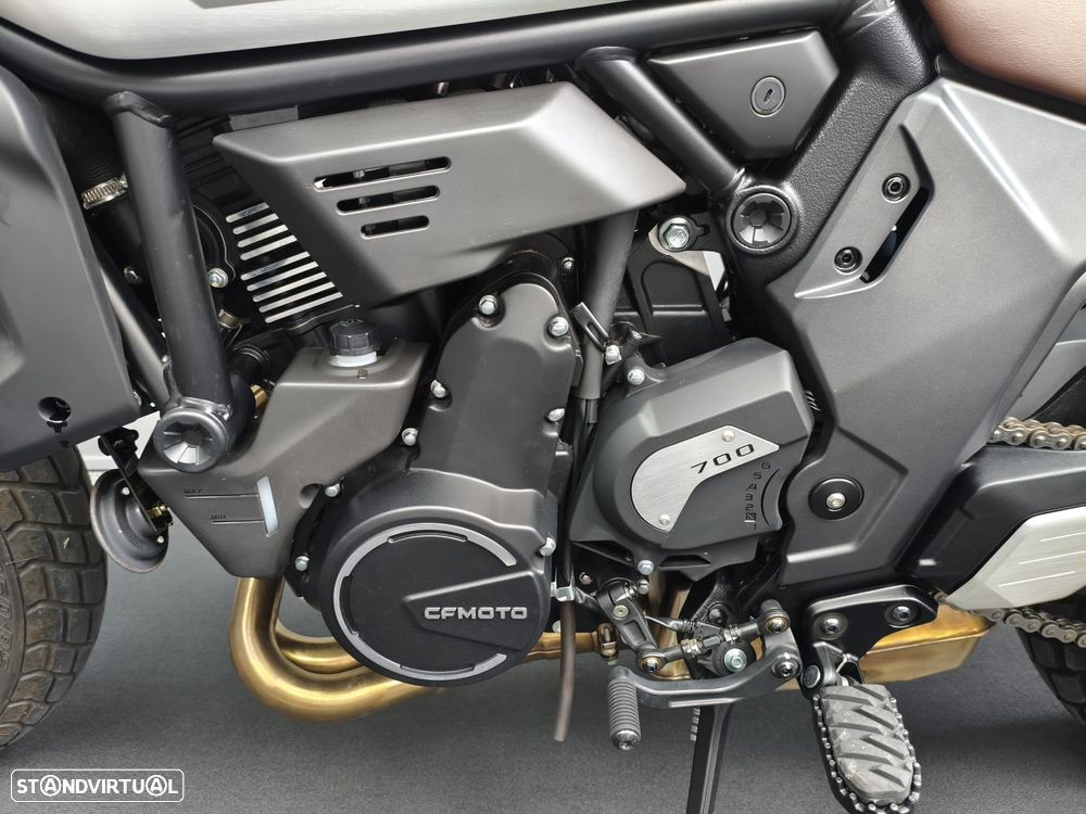 CF Moto 700CL-X Heritage Abs - 20