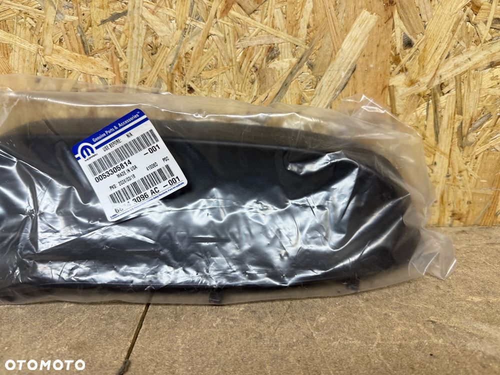 JEEP GRAND CHEROKEE LISTWA OZDOBNA ZDERZAKA Z PRZODU PRAWA OE 68143096AC - 3