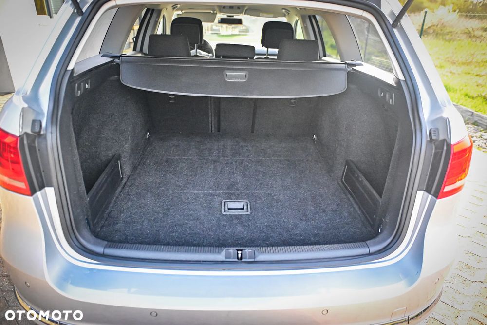 Volkswagen Passat 2.0 Blue TDI DSG SCR Comfortline - 13