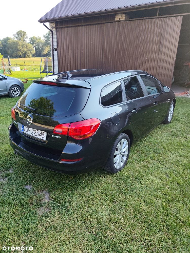 Opel Astra 1.4 T Edition 150 - 4