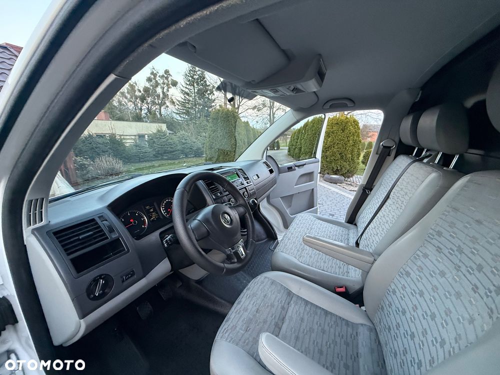 Volkswagen Transporter - 19