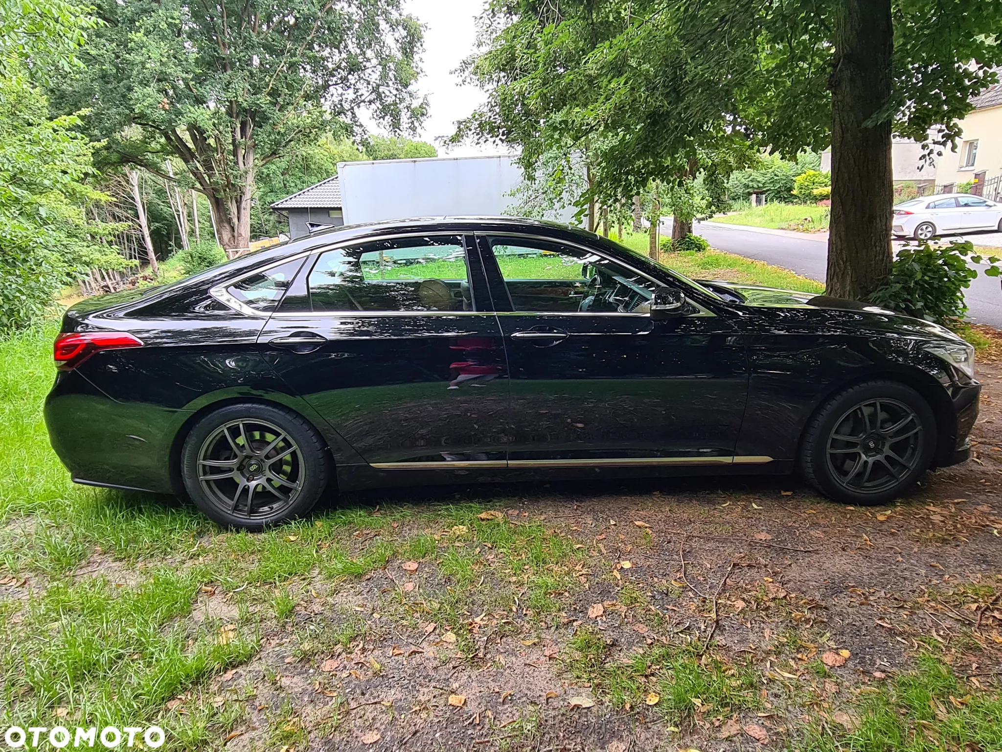 Genesis G80 - 13