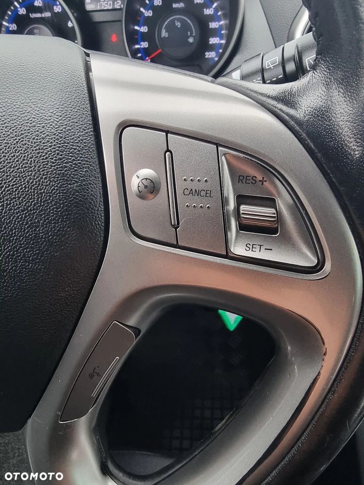 Hyundai ix35 2.0 Premium 2WD - 17