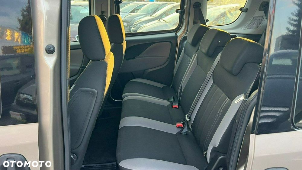 Fiat Doblo - 21