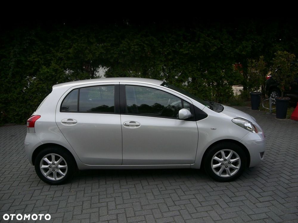 Toyota Yaris 1.33 Sol MM - 11