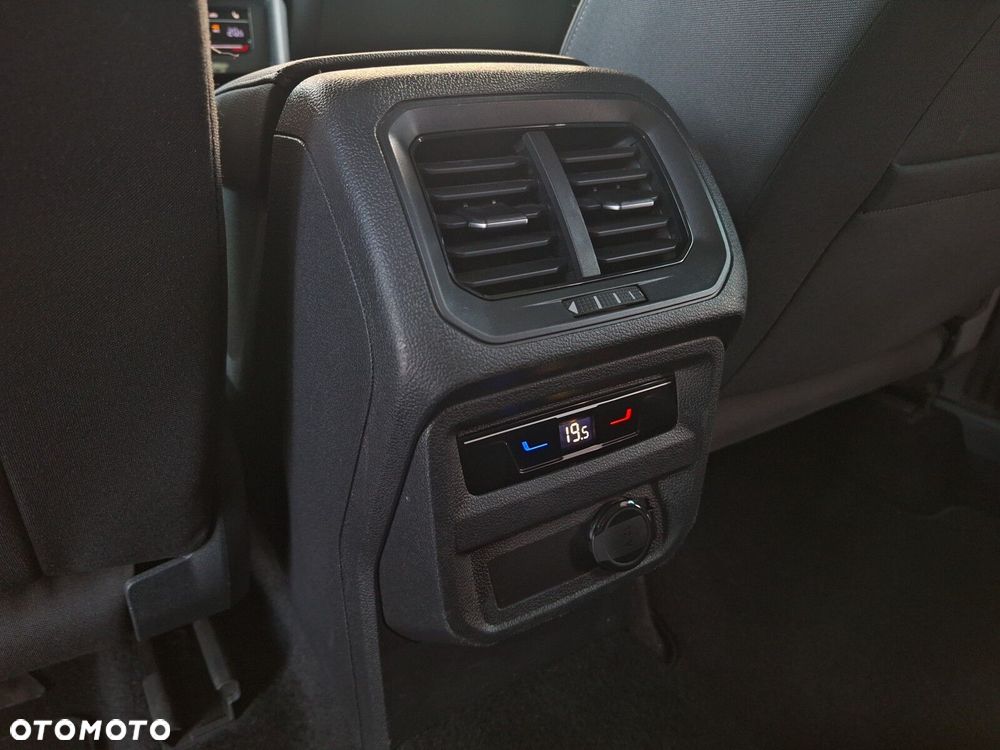 Volkswagen Tiguan 2.0 TSI 4Mot Elegance DSG - 39