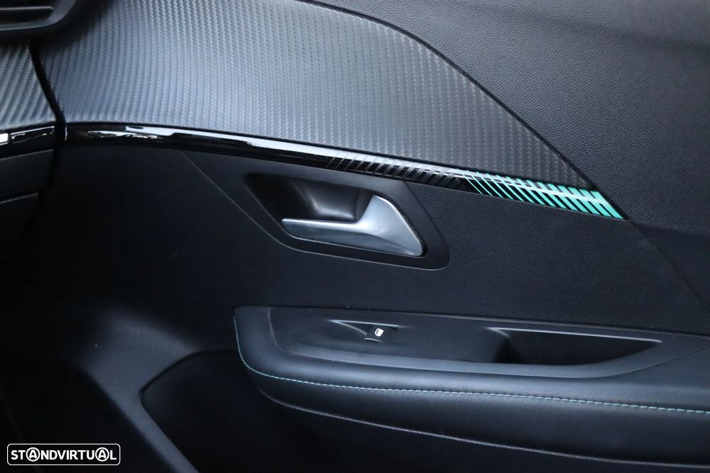 Peugeot 208 1.2 PureTech Allure EAT8 - 14