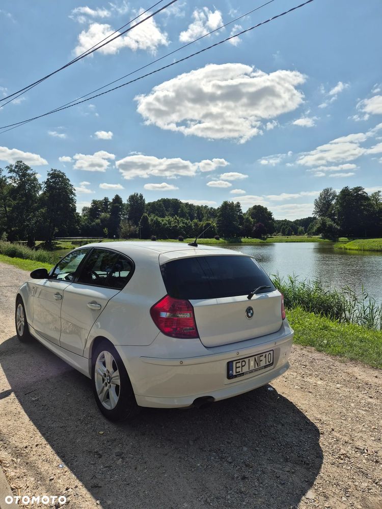 BMW Seria 1 118i - 3