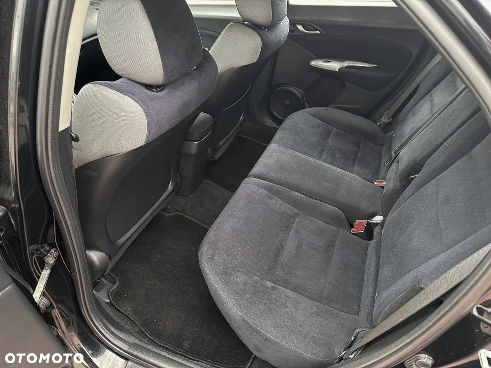Honda Civic 1.4 Comfort - 28