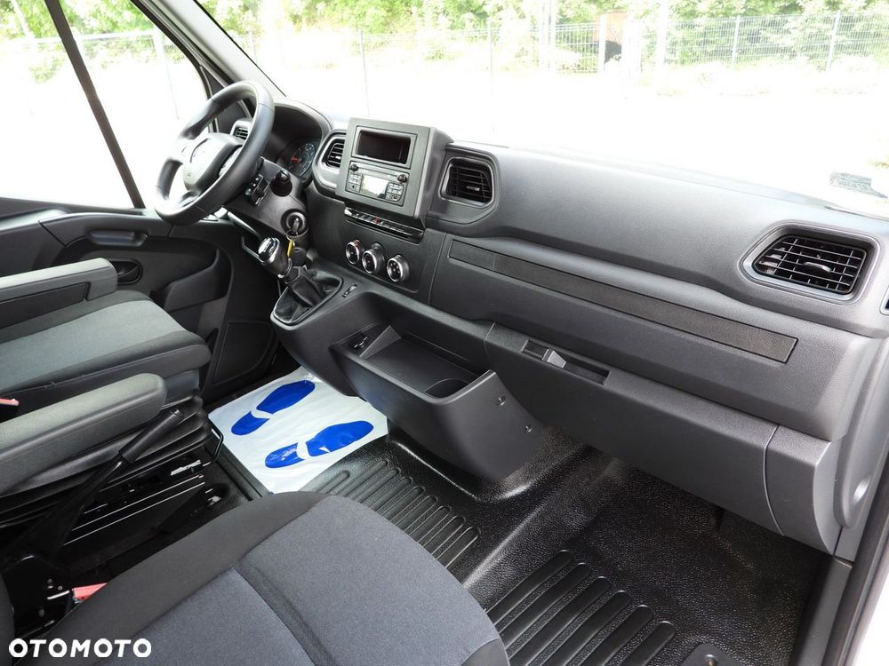 Renault MASTER PLANDEKA 8 PALET WEBASTO TEMPOMAT LEDY PNEUMATYKA KLIMATYZACJA  165KM - 36