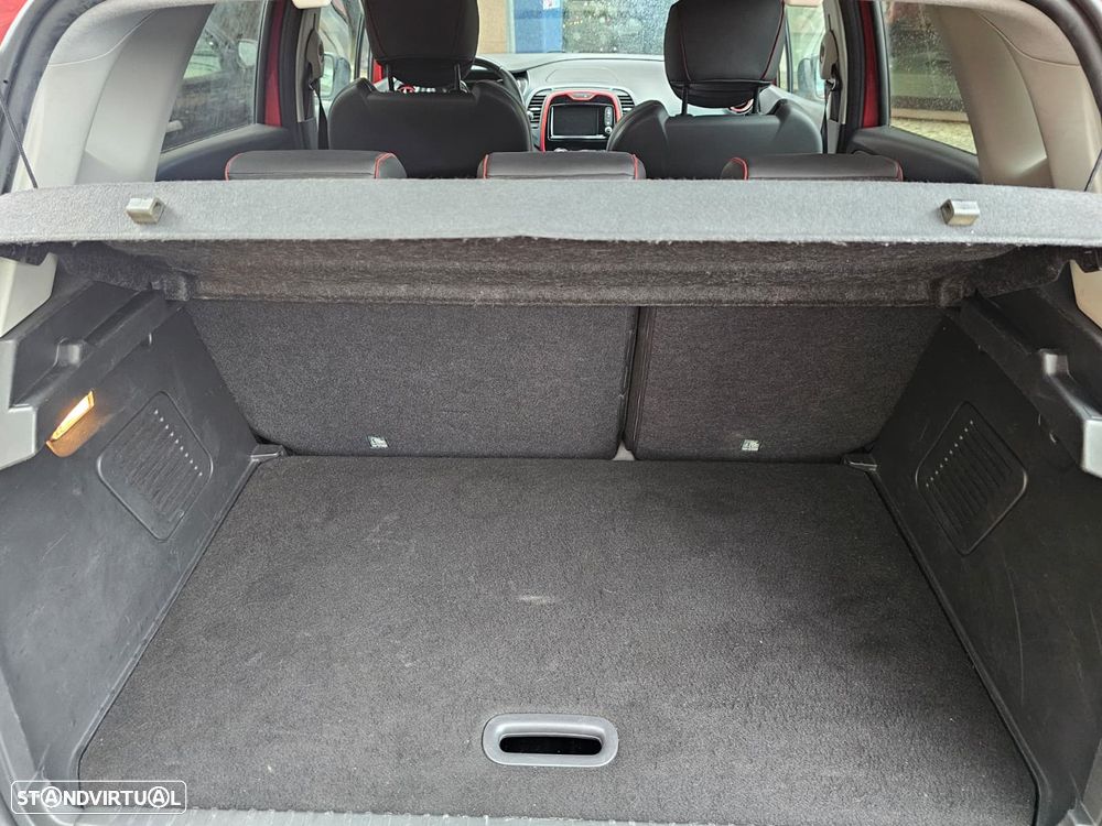 Renault Captur 1.5 dCi Helly Hansen - 8