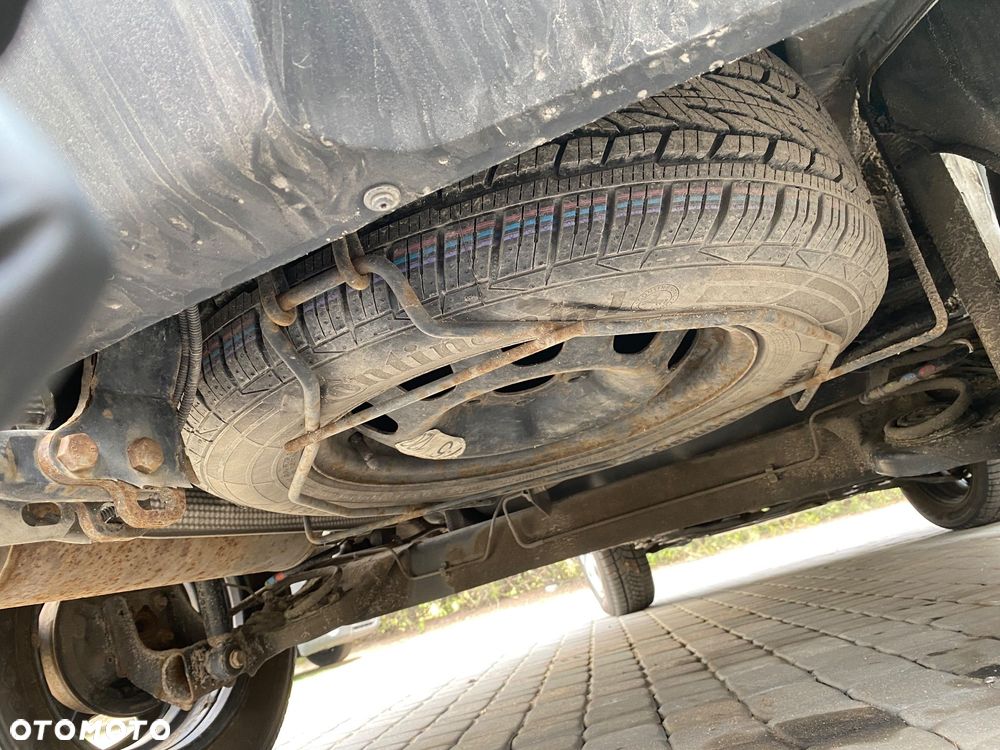 Dacia Duster 1.6 SCe Comfort - 34