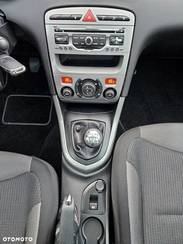 Peugeot 308 2.0 HDi Active - 18