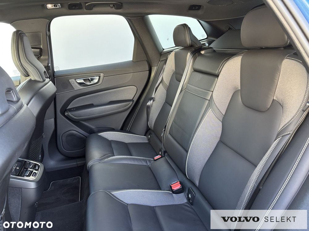 Volvo XC 60 - 22