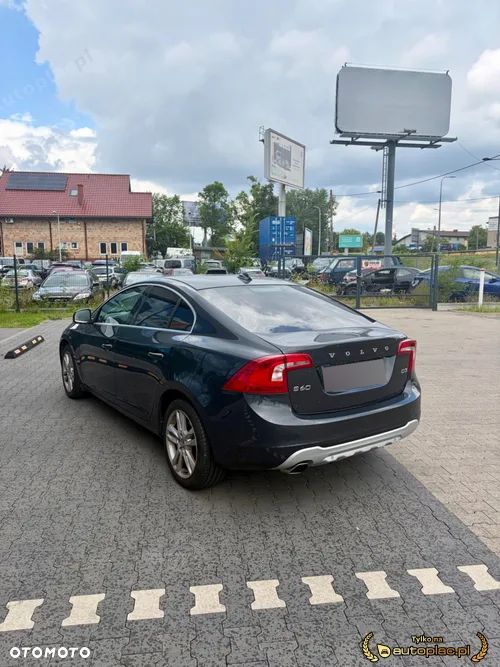Volvo S60 D3 Base - 4