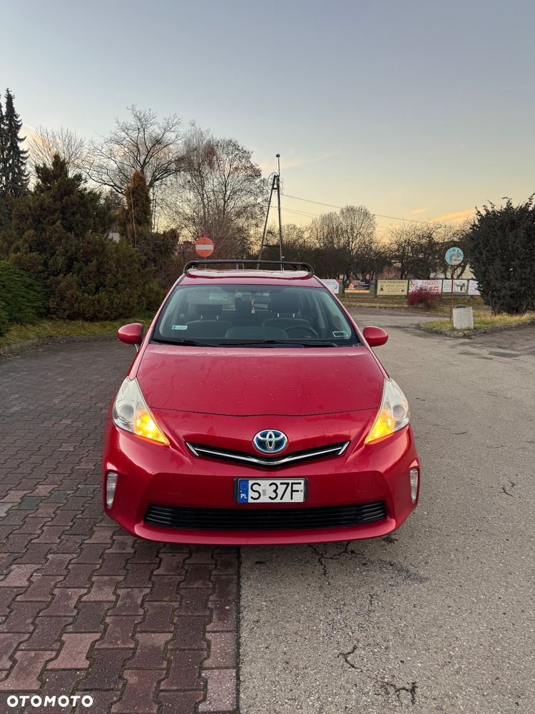 Toyota Prius+ (Hybrid) - 2