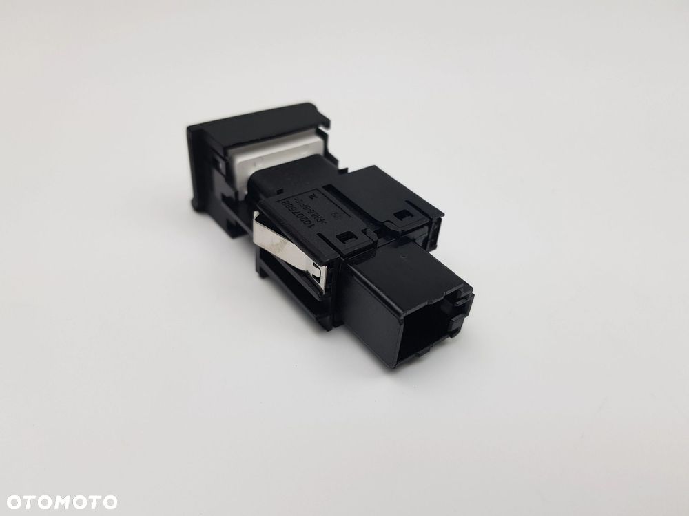 NOWY Przycisk Przełącznik ogrzewania fotela Skoda Octavia III 5E0963106B - 6