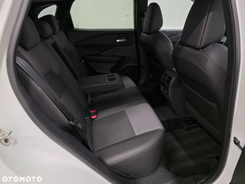 Nissan Qashqai 1.3 DIG-T MHEV Xtronic N-Connecta - 19