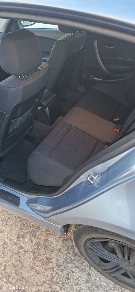 BMW Seria 1 118i - 11