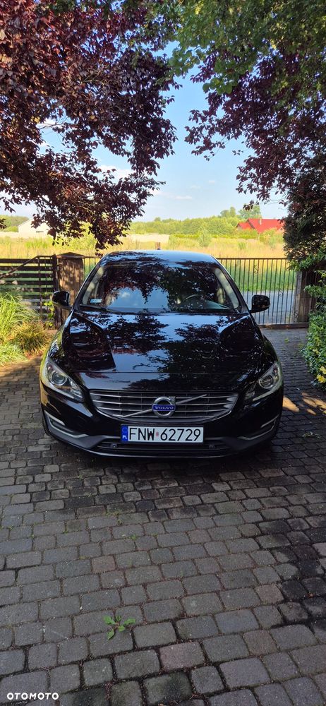 Volvo S60 - 1