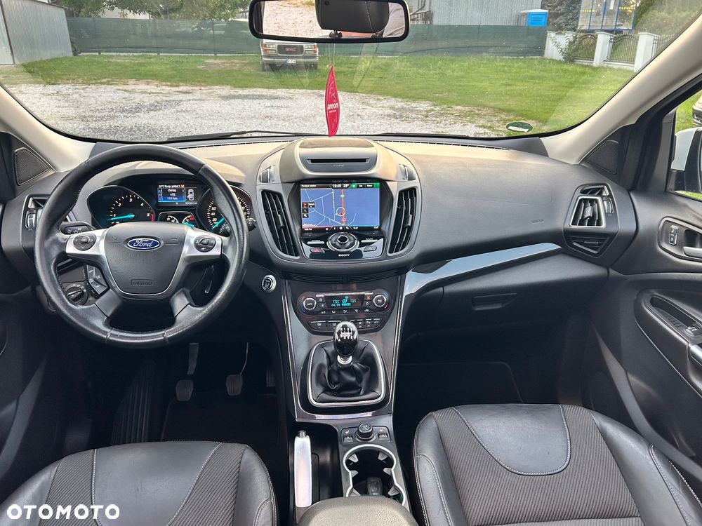 Ford Kuga 2.0 TDCi 2x4 Titanium - 9