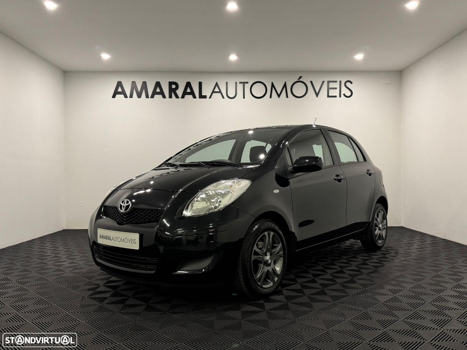 Toyota Yaris 1.0 VVT-i AC - 2