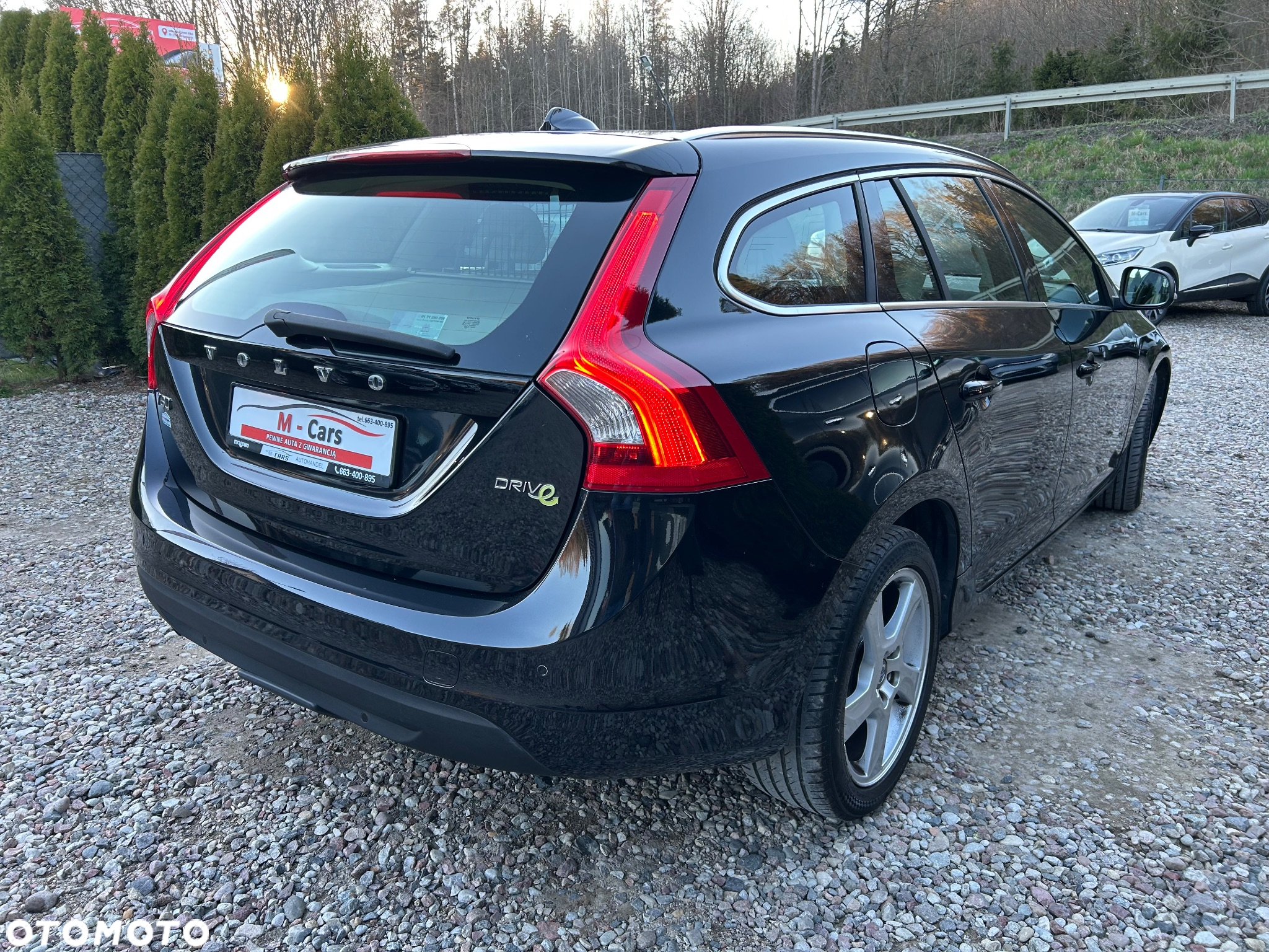 Volvo V60 D2 Summum - 9