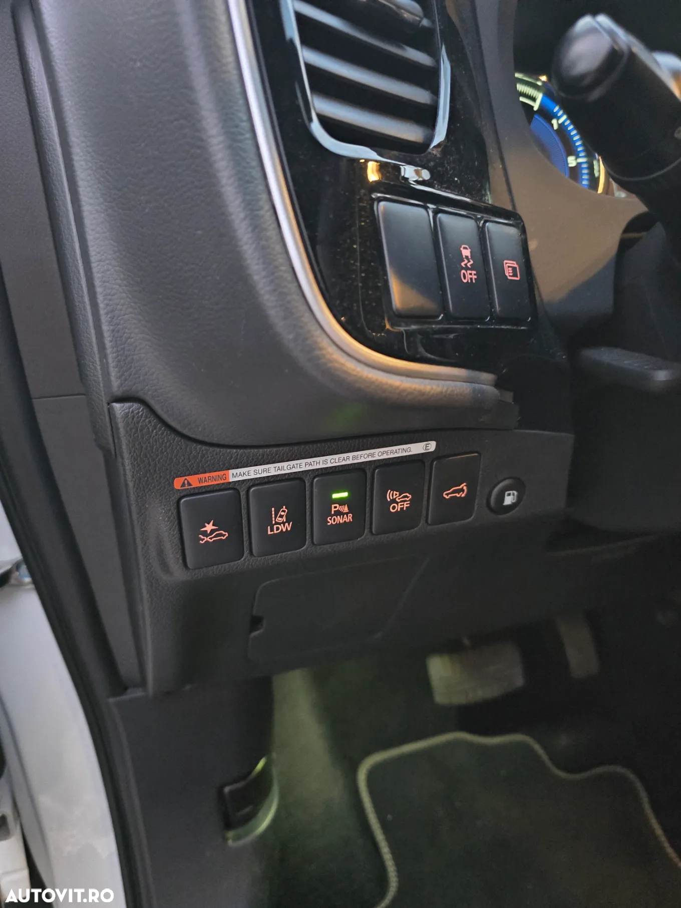 Mitsubishi Outlander 2.4 4WD Plug-In Hybrid Diamant+ - 18